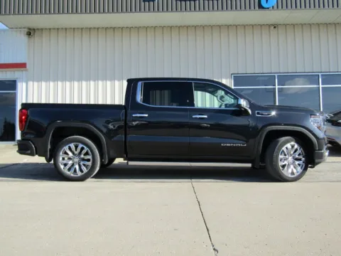 Photos of 2023 GMC Sierra 1500 Denali for sale in Bethany, MO at Pettijohn Auto Center
