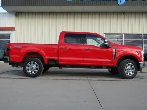 Photos of 2025 Ford F-250SD Lariat for sale in Bethany, MO at Pettijohn Auto Center