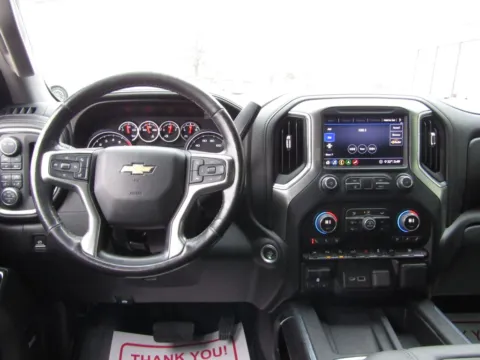 More photos of 2020 Chevrolet Silverado 1500 LTZ at Pettijohn Auto Center, MO