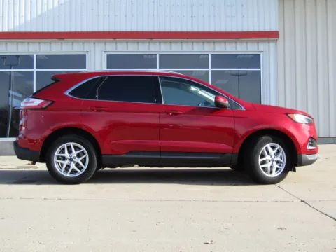 Photos of 2023 Ford Edge SEL for sale in Bethany, MO at Pettijohn Auto Center