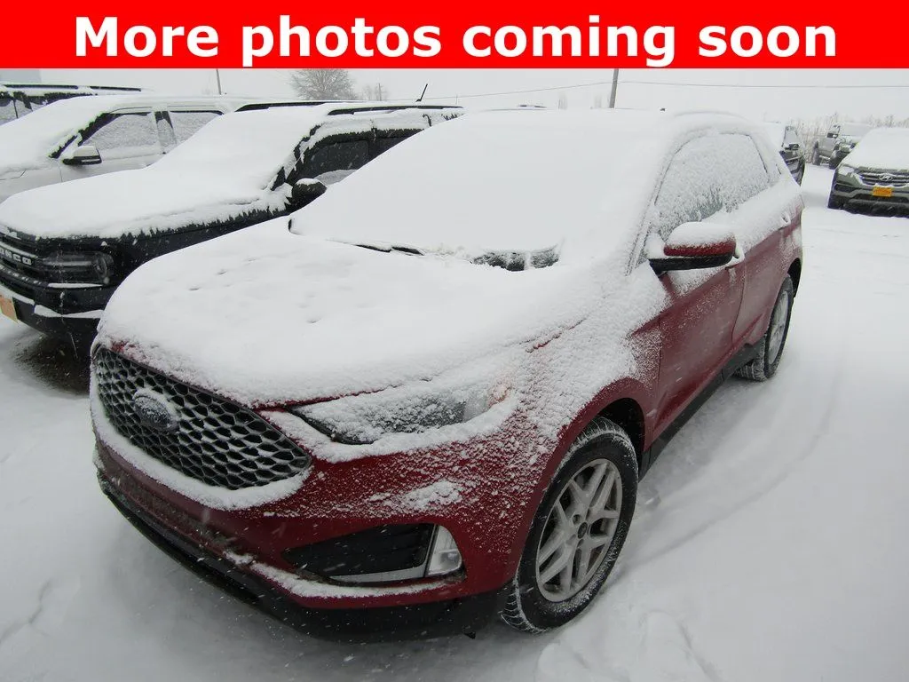 Red 2023 Ford Edge SEL for sale in Bethany, MO