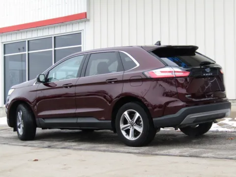 More photos of 2023 Ford Edge SEL at Pettijohn Auto Center, MO