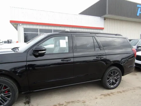 Photos of 2025 Ford Expedition Max Platinum for sale in Bethany, MO at Pettijohn Auto Center