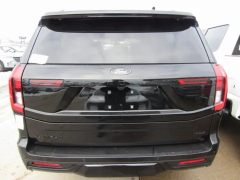 More photos of 2025 Ford Expedition Max Platinum at Pettijohn Auto Center, MO