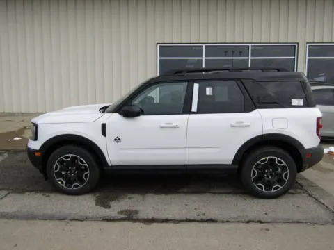 Photos of 2025 Ford Bronco Sport Outer Banks for sale in Bethany, MO at Pettijohn Auto Center