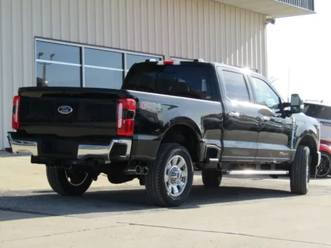 Another view of 2026 Ford F-350SD Lariat for sale in Bethany, MO at Pettijohn Auto Center