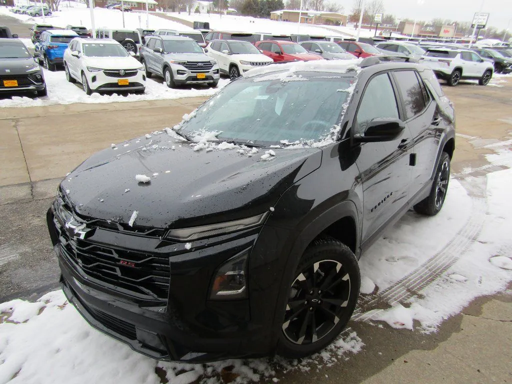 Black 2026 Chevrolet Equinox RS for sale in Bethany, MO