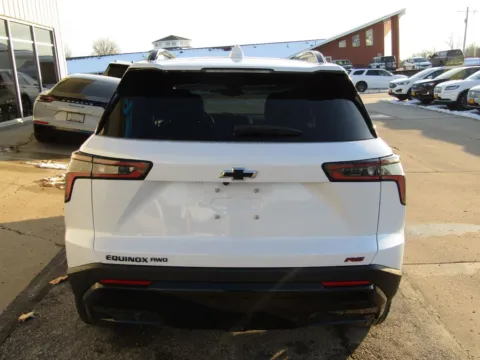 More photos of 2026 Chevrolet Equinox RS at Pettijohn Auto Center, MO