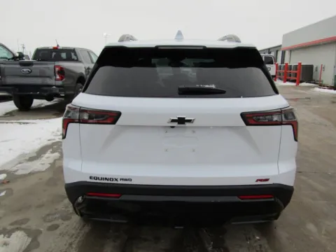 More photos of 2026 Chevrolet Equinox RS at Pettijohn Auto Center, MO