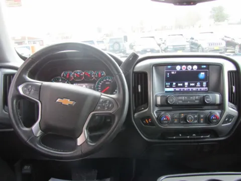 More photos of 2018 Chevrolet Silverado 1500 LT at Pettijohn Auto Center, MO