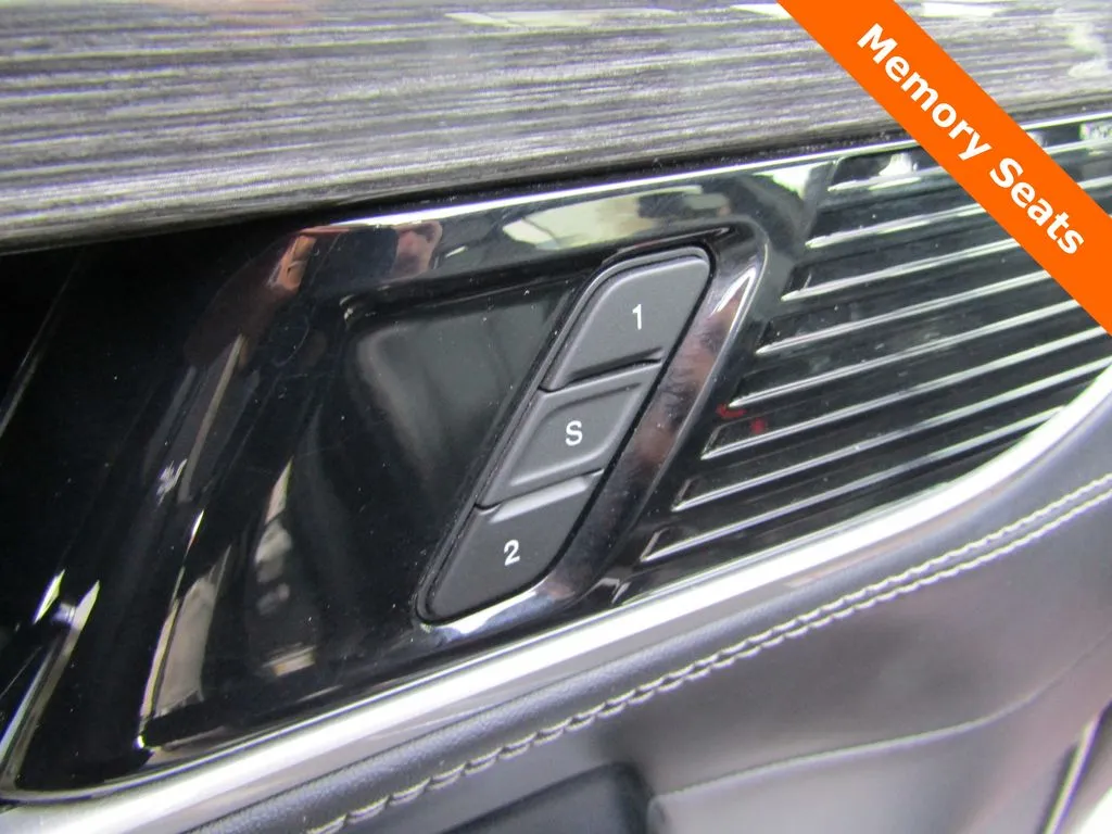2022 Jeep Wagoneer Series III - Photo 6
