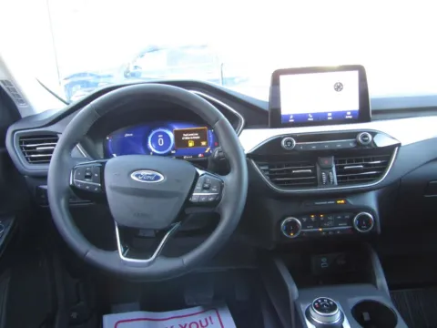 More photos of 2022 Ford Escape SEL at Pettijohn Auto Center, MO