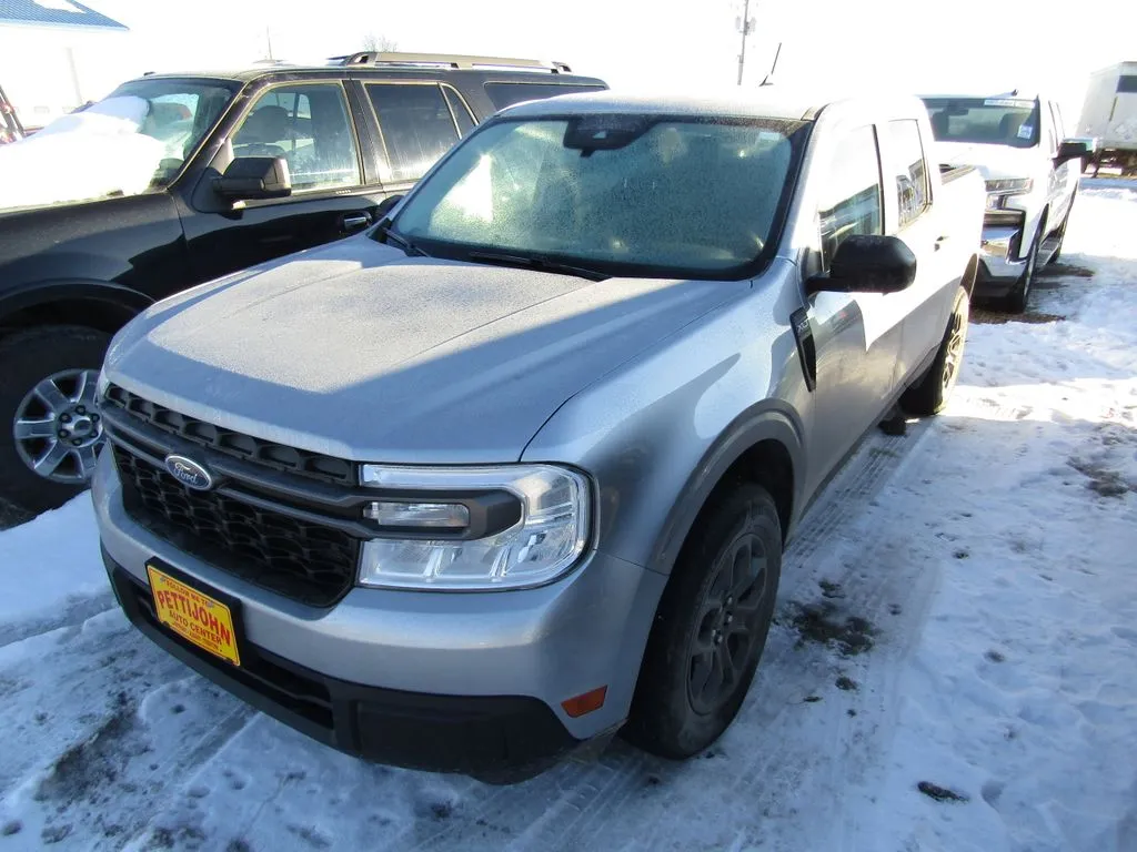 2024 Ford Maverick XLT's photo