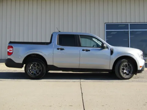 Photos of 2024 Ford Maverick XLT for sale in Bethany, MO at Pettijohn Auto Center