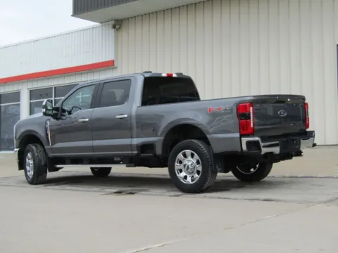 More photos of 2026 Ford F-350SD Lariat at Pettijohn Auto Center, MO