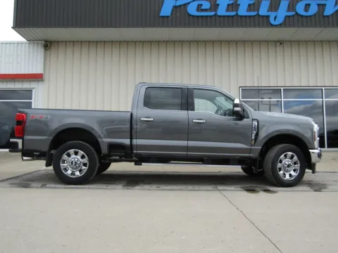 Photos of 2026 Ford F-350SD Lariat for sale in Bethany, MO at Pettijohn Auto Center