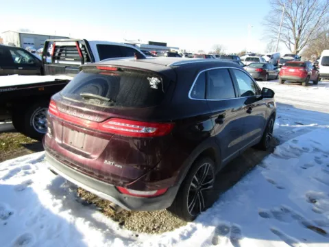 More photos of 2017 Lincoln MKC Reserve at Pettijohn Auto Center, MO