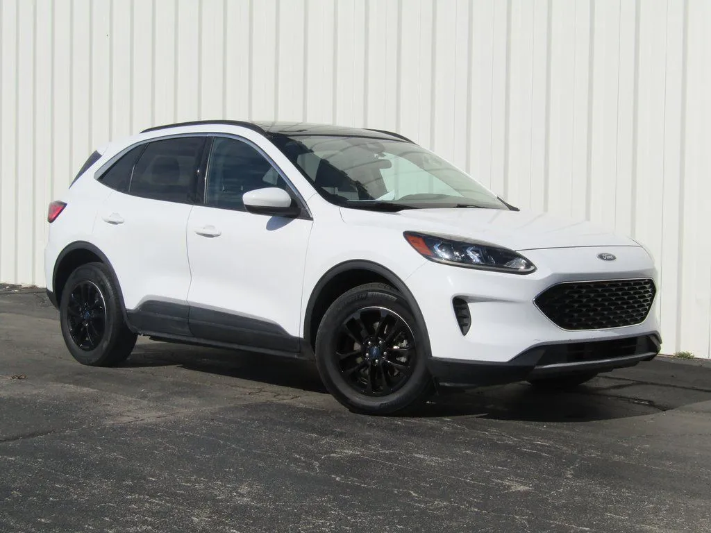 2020 Ford Escape SE