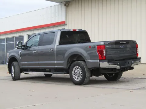 More photos of 2022 Ford F-250SD XLT at Pettijohn Auto Center, MO