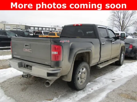 More photos of 2018 GMC Sierra 2500HD SLT at Pettijohn Auto Center, MO