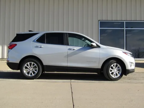 Photos of 2021 Chevrolet Equinox LT for sale in Bethany, MO at Pettijohn Auto Center