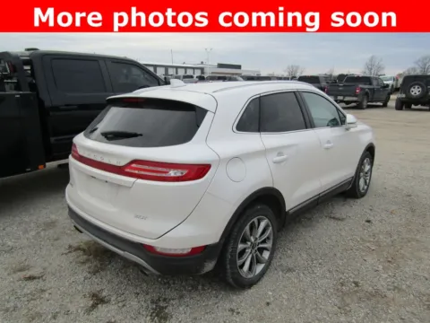 More photos of 2018 Lincoln MKC Select at Pettijohn Auto Center, MO