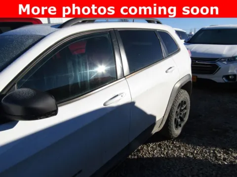 Photos of 2020 Jeep Cherokee Trailhawk for sale in Bethany, MO at Pettijohn Auto Center