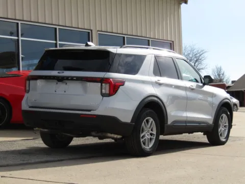 Another view of 2026 Ford Explorer Active for sale in Bethany, MO at Pettijohn Auto Center