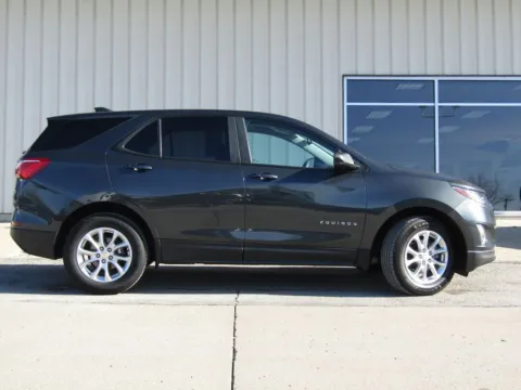 Photos of 2021 Chevrolet Equinox LS for sale in Bethany, MO at Pettijohn Auto Center