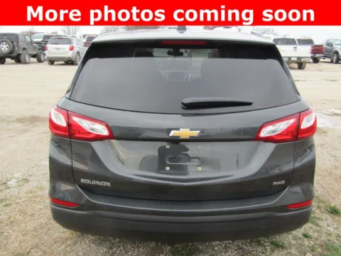 More photos of 2021 Chevrolet Equinox LS at Pettijohn Auto Center, MO