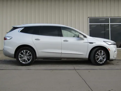 Photos of 2023 Buick Enclave Premium Group for sale in Bethany, MO at Pettijohn Auto Center