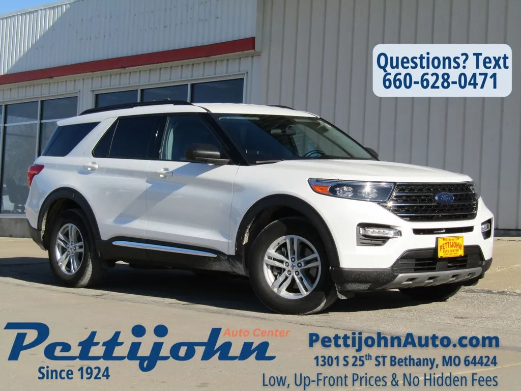 2023 Ford Explorer XLT's photo