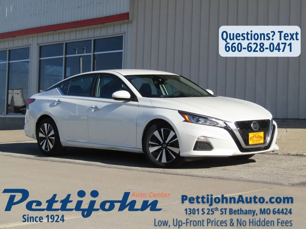 Used 2021 Nissan Altima SV with VIN 1N4BL4DV2MN387825 for sale in Kansas City