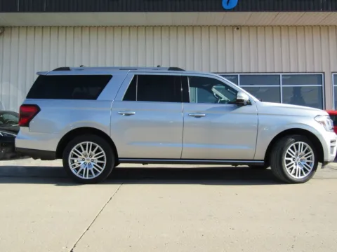 Photos of 2024 Ford Expedition Max Limited for sale in Bethany, MO at Pettijohn Auto Center