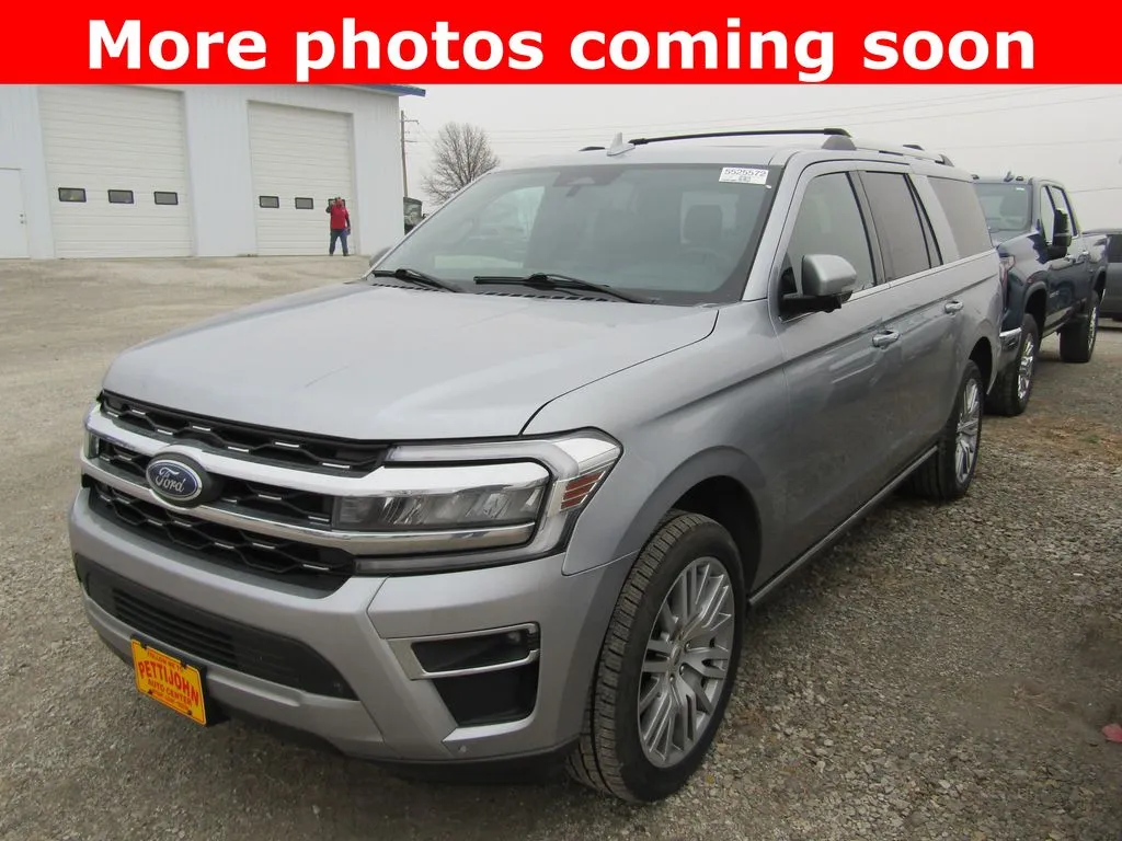 2024 Ford Expedition Limited's photo