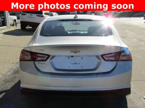More photos of 2022 Chevrolet Malibu LT at Pettijohn Auto Center, MO