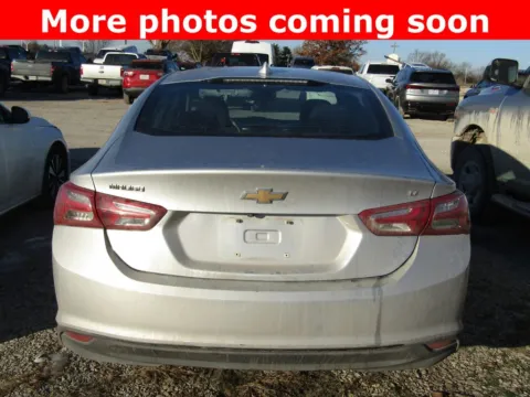 More photos of 2022 Chevrolet Malibu LT at Pettijohn Auto Center, MO