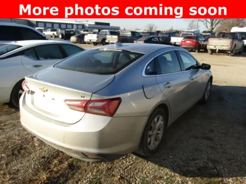 More photos of 2022 Chevrolet Malibu LT at Pettijohn Auto Center, MO