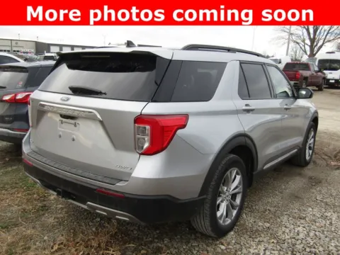 More photos of 2023 Ford Explorer XLT at Pettijohn Auto Center, MO
