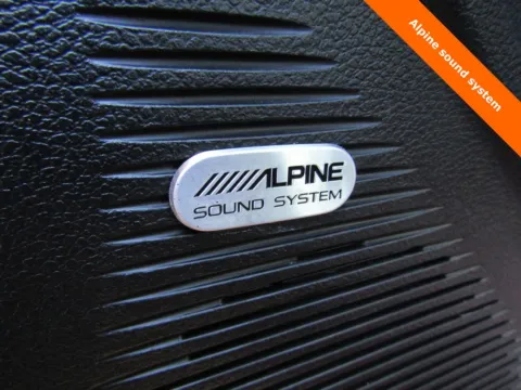 More photos of 2021 Dodge Challenger SXT at Pettijohn Auto Center, MO