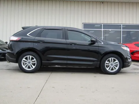 Photos of 2018 Ford Edge SEL for sale in Bethany, MO at Pettijohn Auto Center