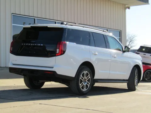 Another view of 2026 Ford Expedition Active for sale in Bethany, MO at Pettijohn Auto Center