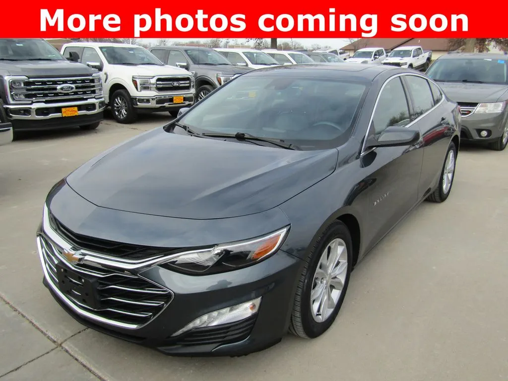 Used 2019 Chevrolet Malibu Hybrid with VIN 1G1ZF5SUXKF156252 for sale in Kansas City