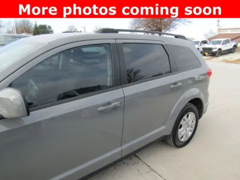 Photos of 2019 Dodge Journey SE for sale in Bethany, MO at Pettijohn Auto Center