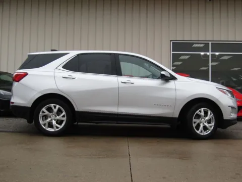 Photos of 2021 Chevrolet Equinox LT for sale in Bethany, MO at Pettijohn Auto Center