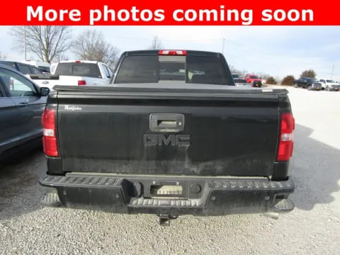 More photos of 2015 GMC Sierra 1500 Denali at Pettijohn Auto Center, MO
