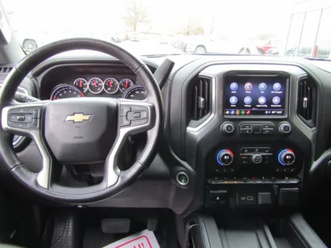More photos of 2022 Chevrolet Silverado 1500 LTD LTZ at Pettijohn Auto Center, MO