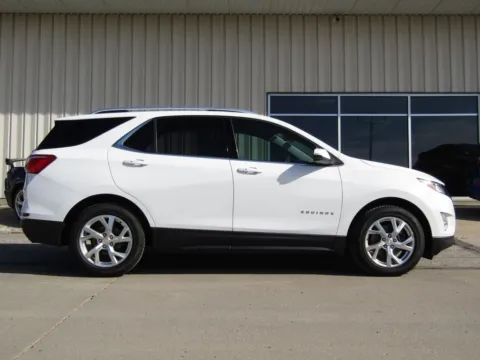 Photos of 2019 Chevrolet Equinox LT for sale in Bethany, MO at Pettijohn Auto Center