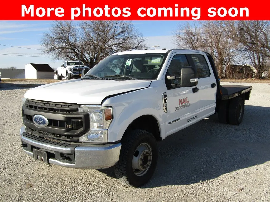 Used 2022 Ford F-350 Super Duty Chassis Cab XL with VIN 1FD8W3HT9NEC92805 for sale in Kansas City