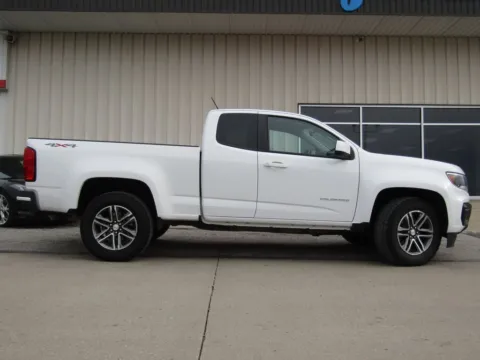 Photos of 2021 Chevrolet Colorado Work Truck for sale in Bethany, MO at Pettijohn Auto Center